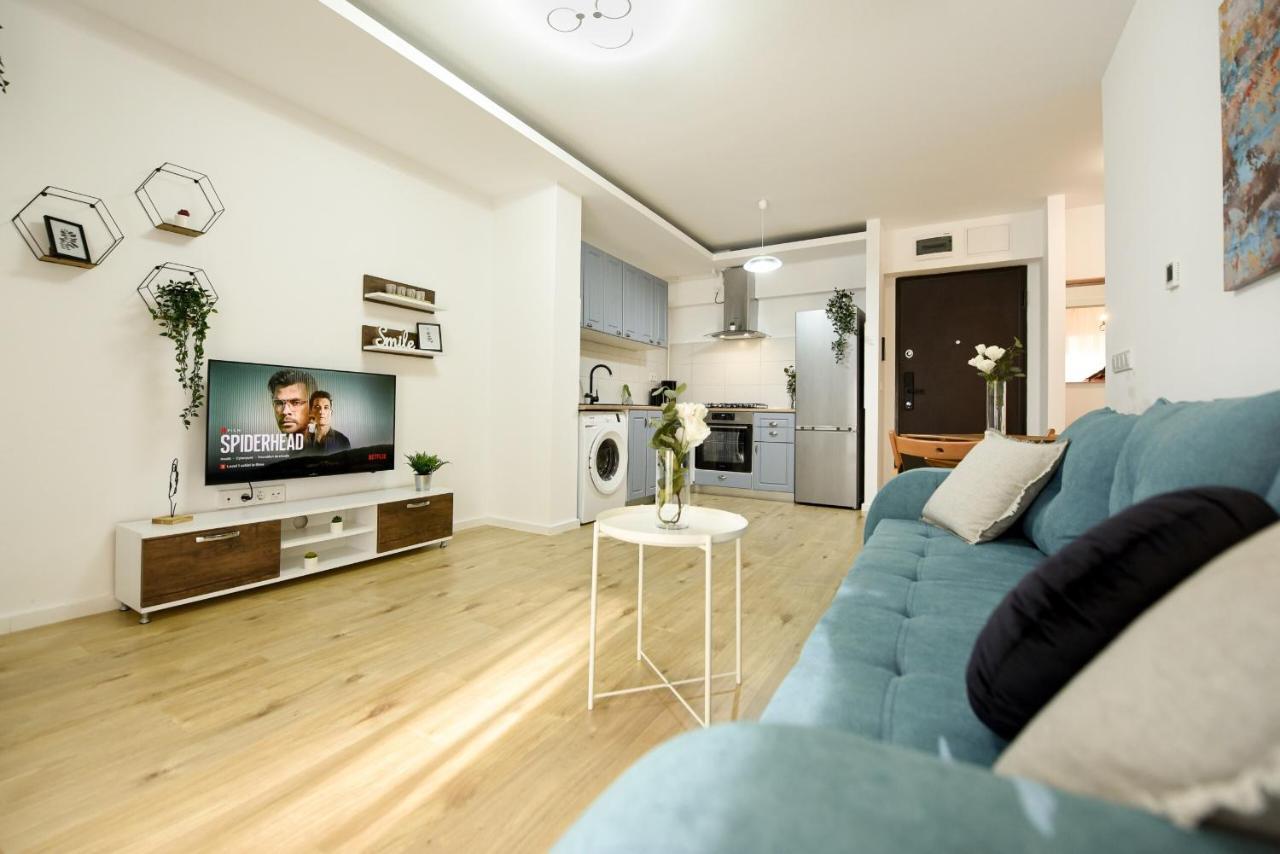 Perfect Stay: Urban Heaven In Aviatiei Business Area Apartment