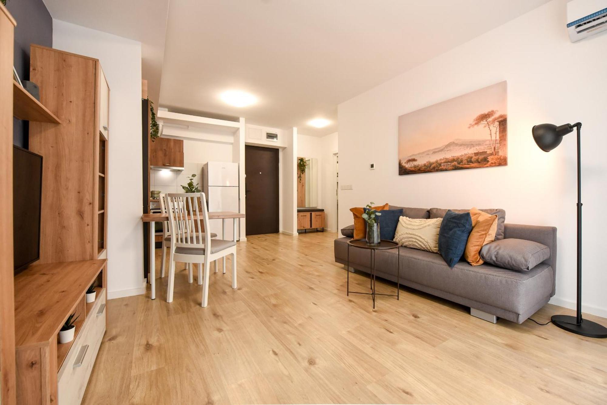 Perfect Stay: Urban Heaven In Aviatiei Business Area Apartment *