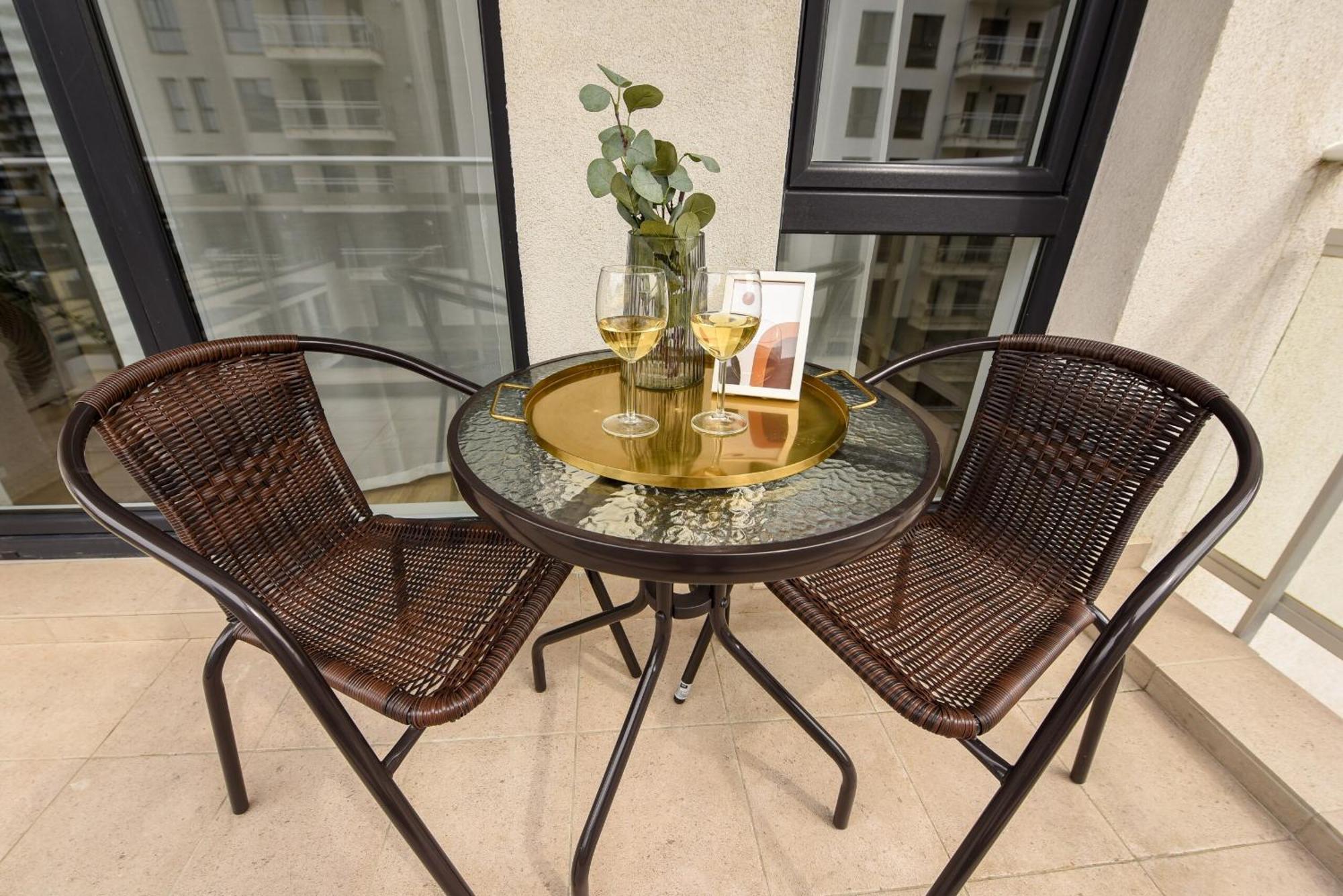 Perfect Stay: Urban Heaven In Aviatiei Business Area Apartment *