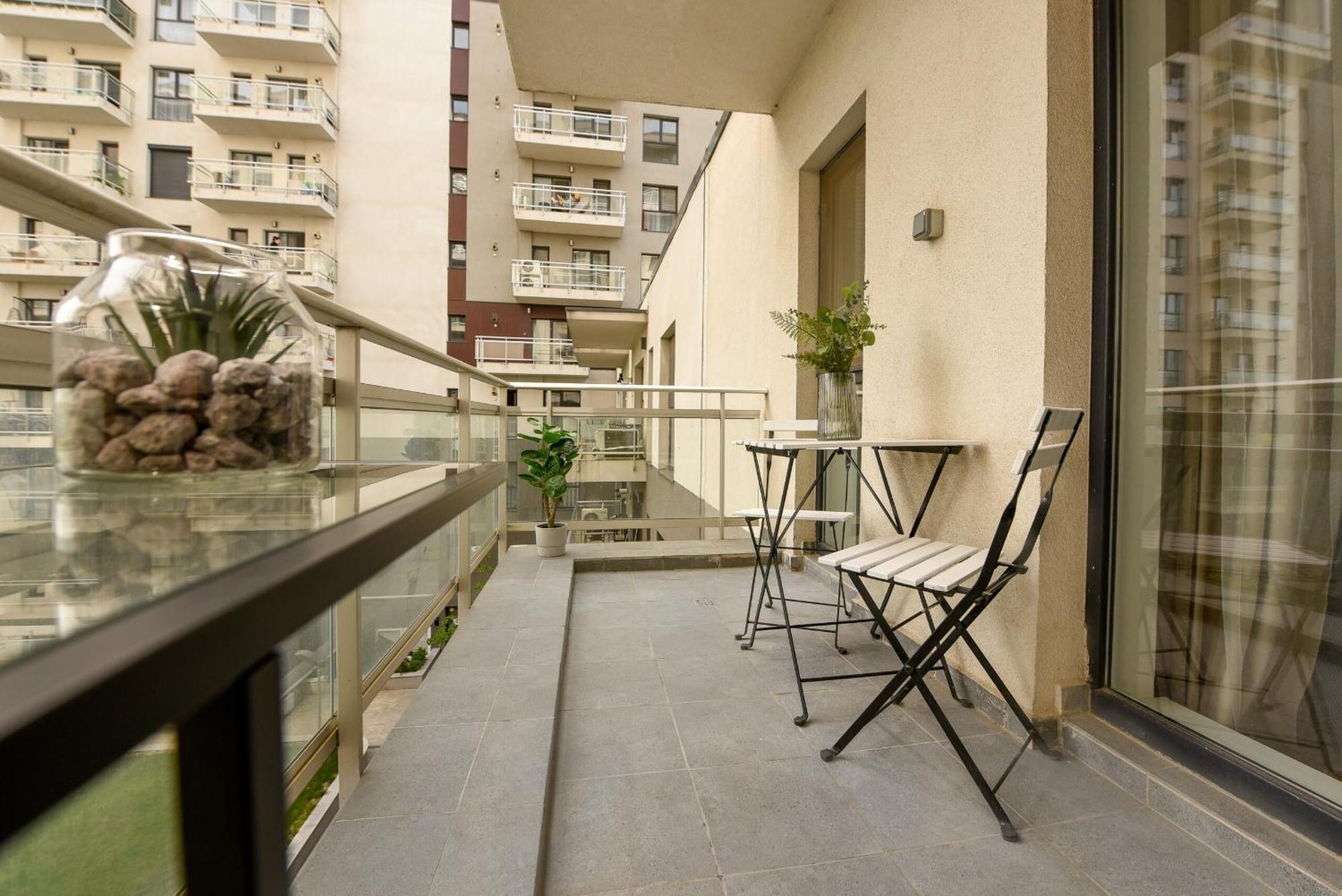 Perfect Stay: Urban Heaven In Aviatiei Business Area *