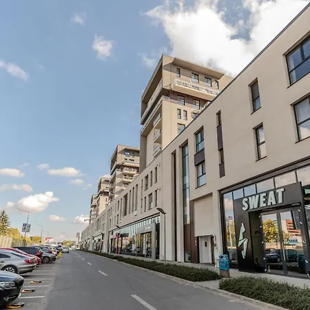 Perfect Stay: Urban Heaven In Aviatiei Business Area 布加勒斯特 Exterior photo