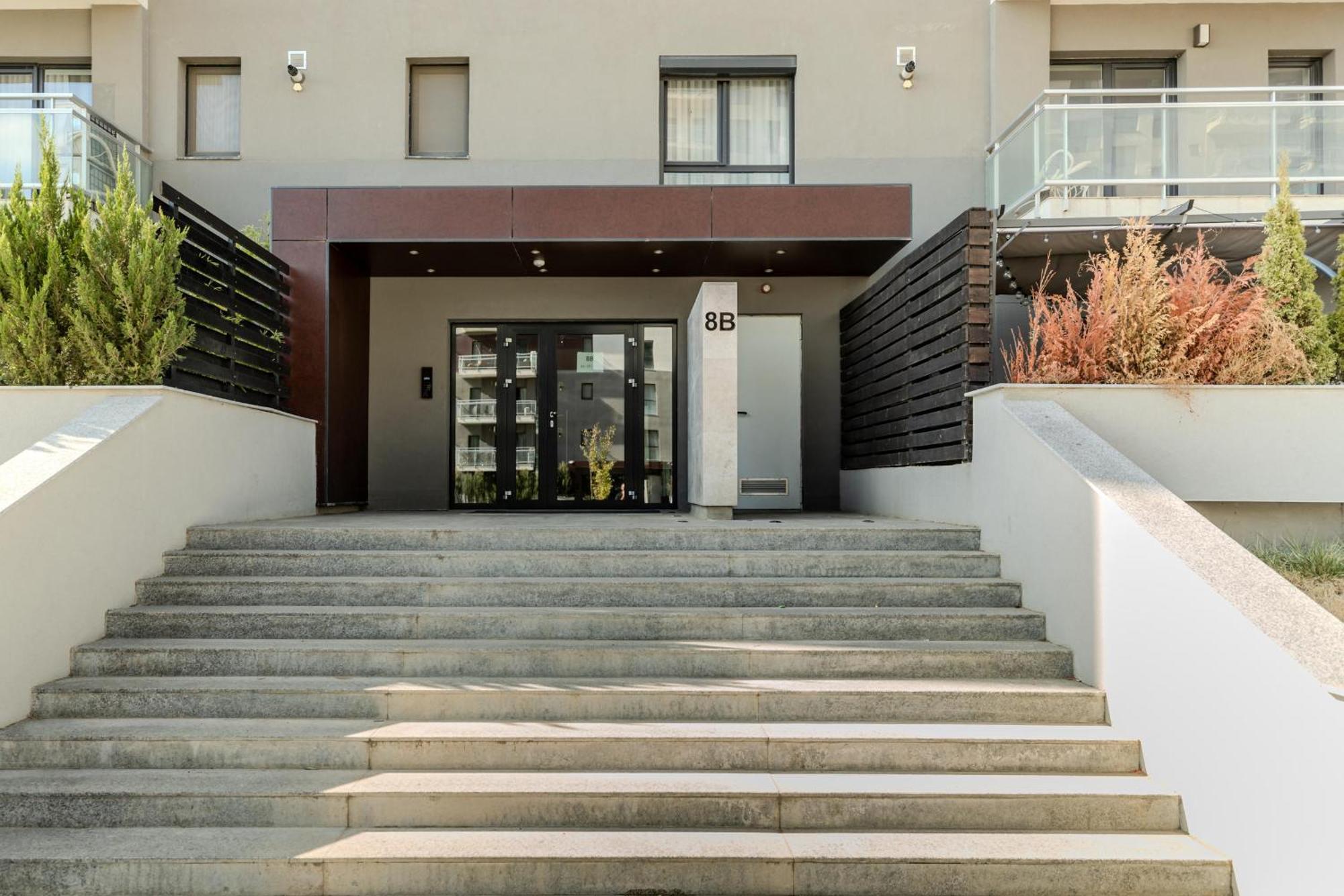 Perfect Stay: Urban Heaven In Aviatiei Business Area 布加勒斯特